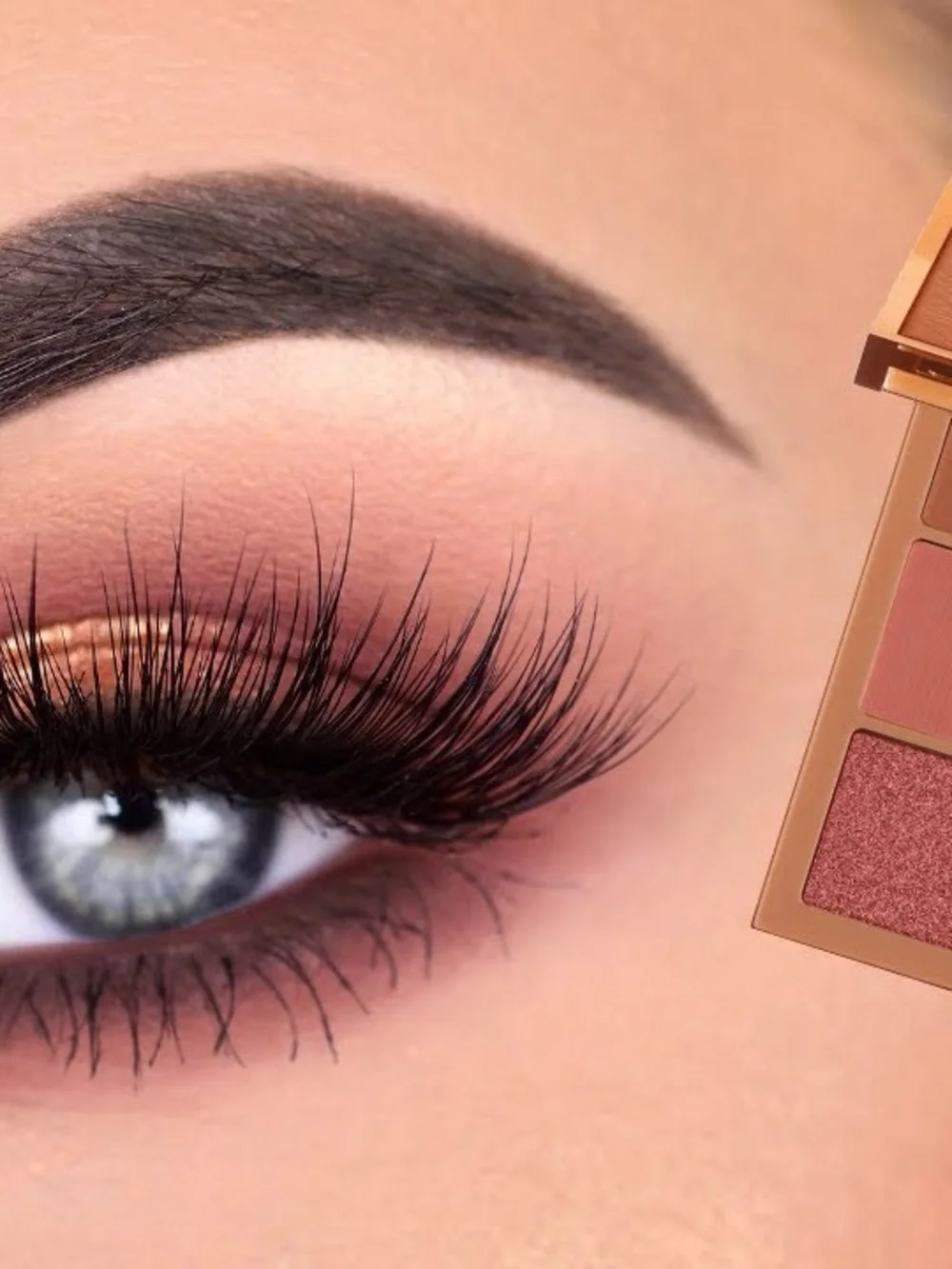 HUDA BEAUTY versatile pan